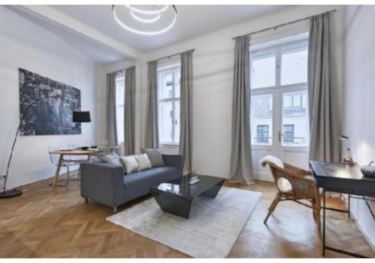 Luxurious, 2 Min To Casino And Roemertherme Apartment บาเดน ภายนอก รูปภาพ